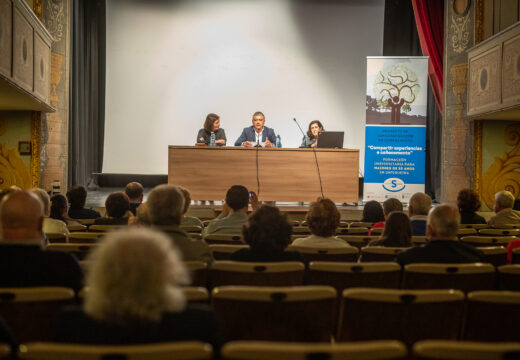 Preto de 50 alumnos e alumnas clausuran outra edición máis da Universidade Sénior de Ortigueira